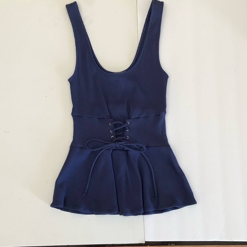 Express sleeveless top